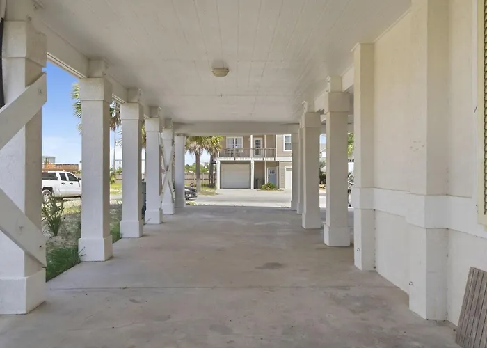 The Fun House Holiday home Pensacola